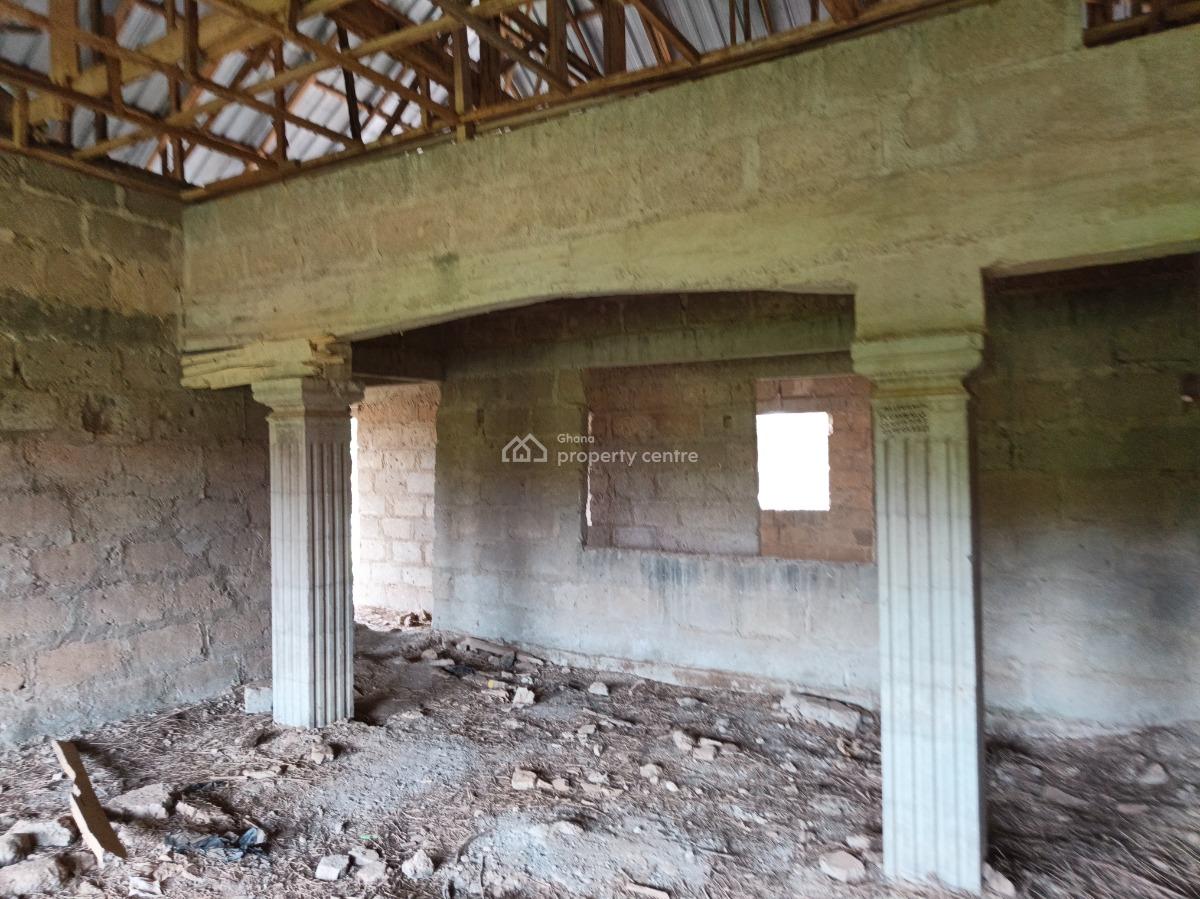 4 Bedrooms, Adesina, Near Kenyasi Abrem., Kumasi Metropolitan, Ashanti, House for Sale