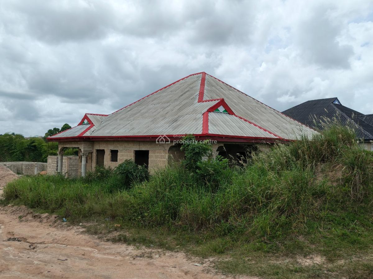 4 Bedrooms, Adesina, Near Kenyasi Abrem., Kumasi Metropolitan, Ashanti, House for Sale
