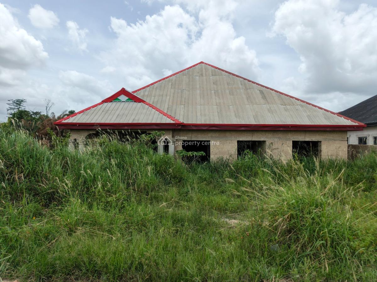 4 Bedrooms, Adesina, Near Kenyasi Abrem., Kumasi Metropolitan, Ashanti, House for Sale