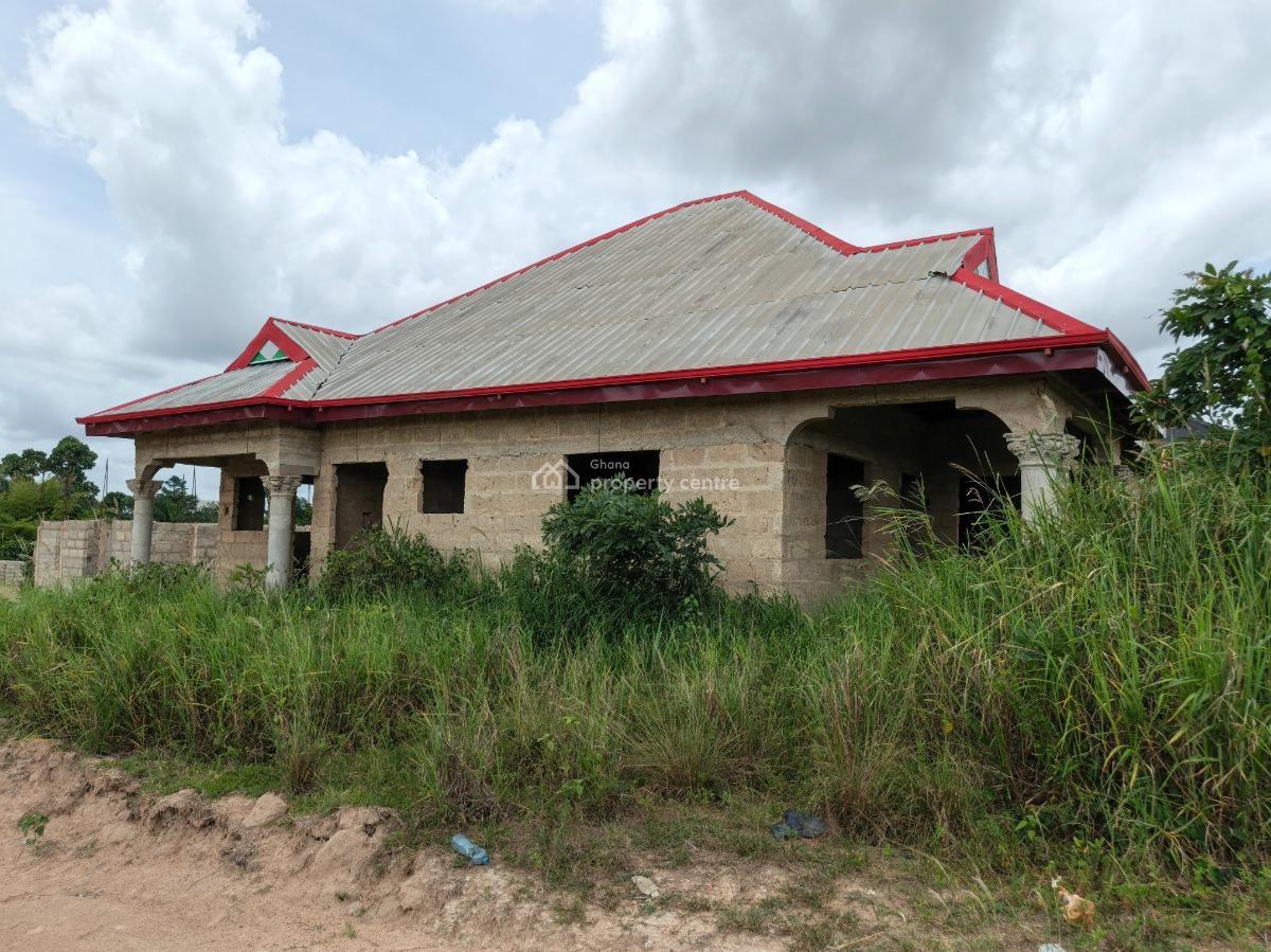 4 Bedrooms, Adesina, Near Kenyasi Abrem., Kumasi Metropolitan, Ashanti, House for Sale