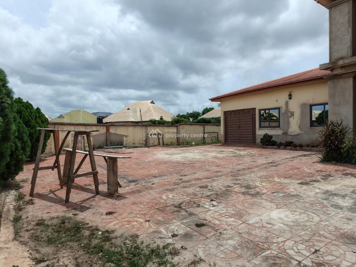 4 Bedrooms, Nwamasi, Near Kenyasi Abrem., Kumasi Metropolitan, Ashanti, House for Sale