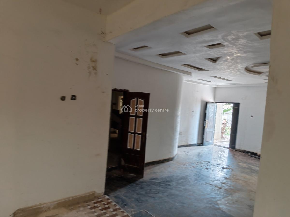 4 Bedrooms, Nwamasi, Near Kenyasi Abrem., Kumasi Metropolitan, Ashanti, House for Sale