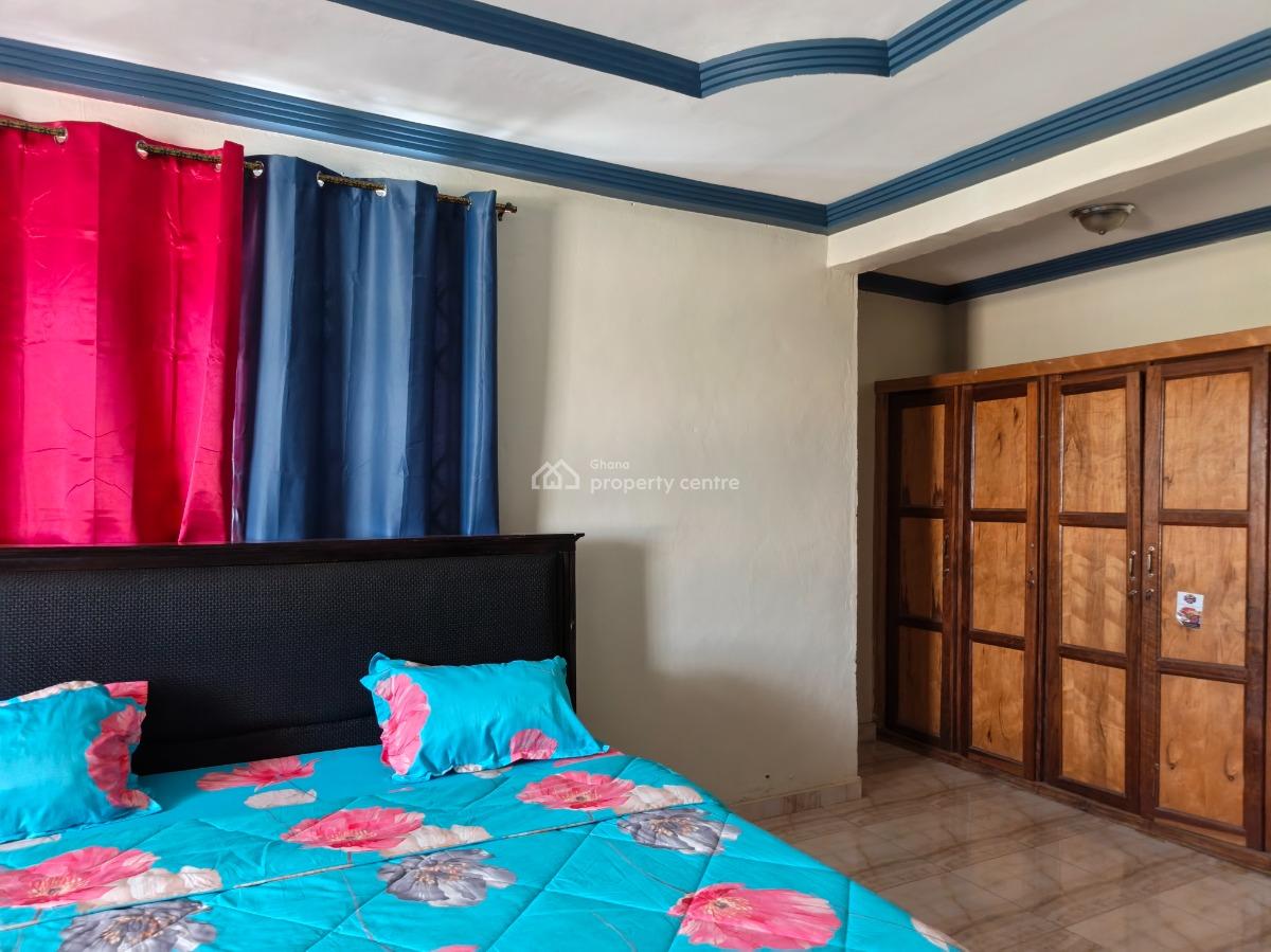 Hotel. ( Operational, on 6 Plots of Land), Adako Jarchie, on Tech Ejisu Road., Kumasi Metropolitan, Ashanti, Hotel / Guest House for Sale