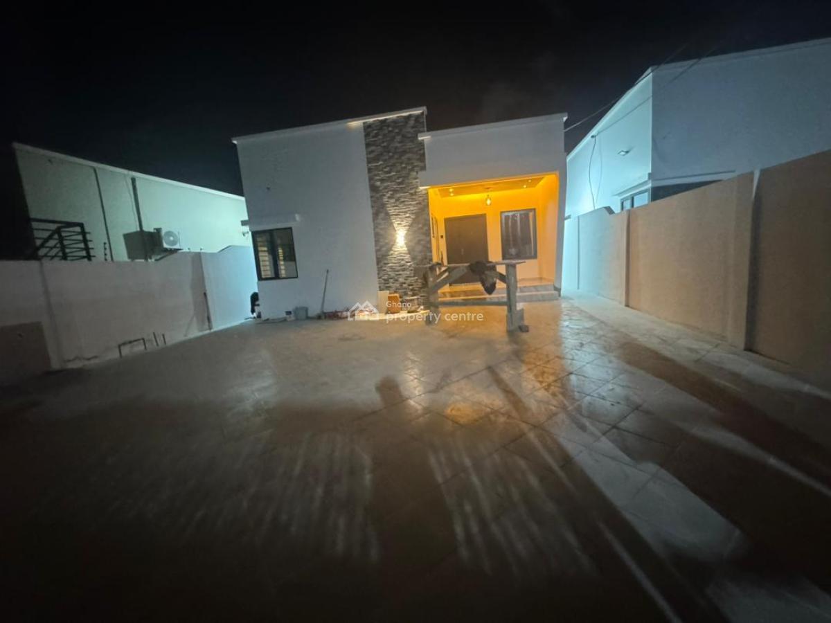 3 Bedrooms House, Spintex Road, Spintex, Accra, Detached Bungalow for Sale