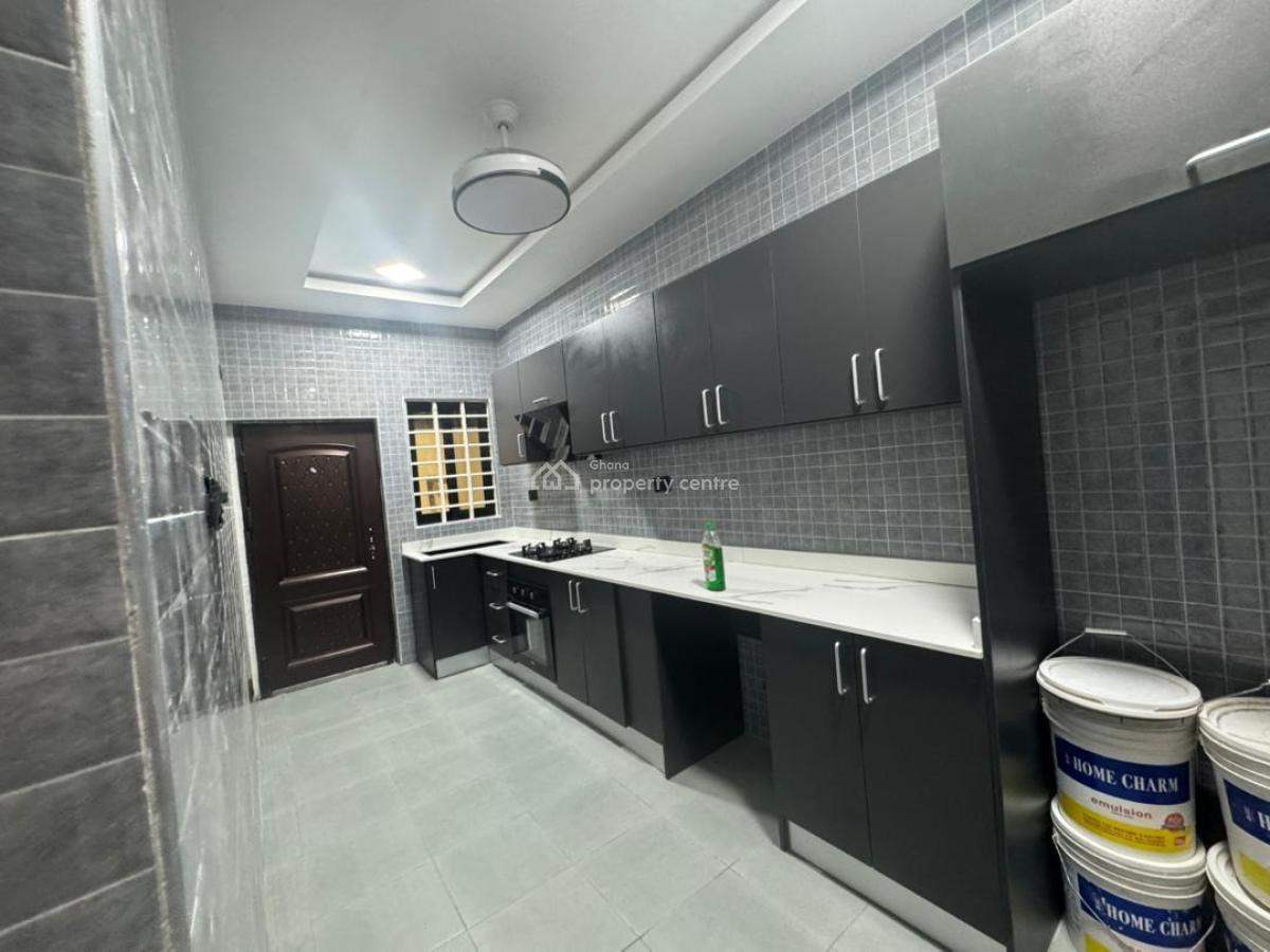 3 Bedrooms House, Spintex Road, Spintex, Accra, Detached Bungalow for Sale