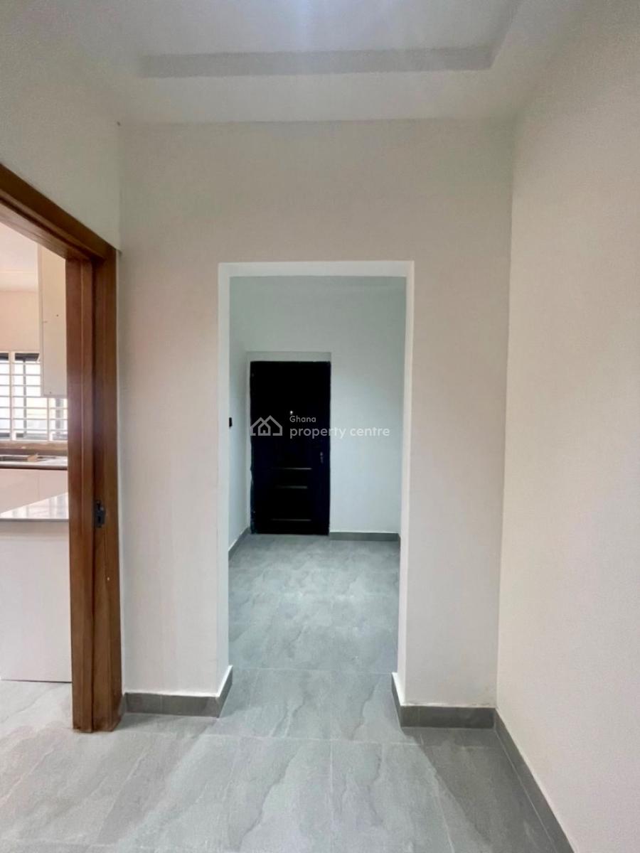 3 Bedroom House with 1 Boys Quarters, Oyarifa, La Nkwantanang Madina Municipal, Accra, House for Sale