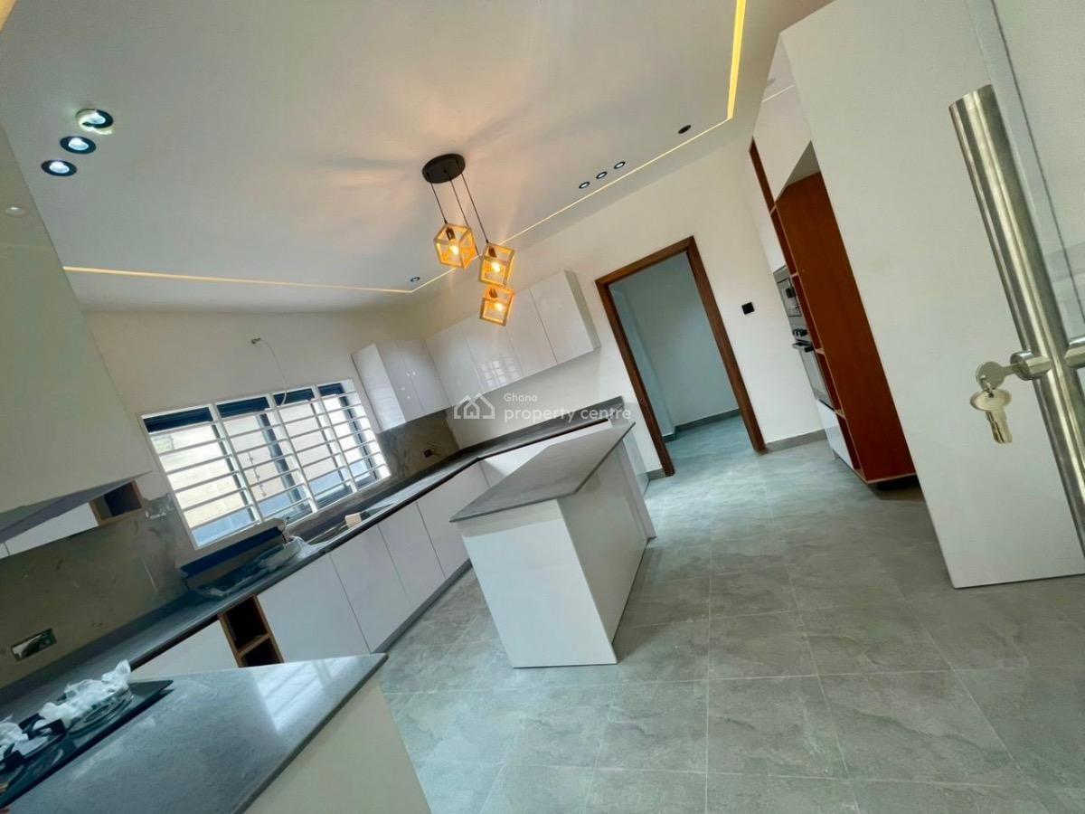 3 Bedroom House with 1 Boys Quarters, Oyarifa, La Nkwantanang Madina Municipal, Accra, House for Sale