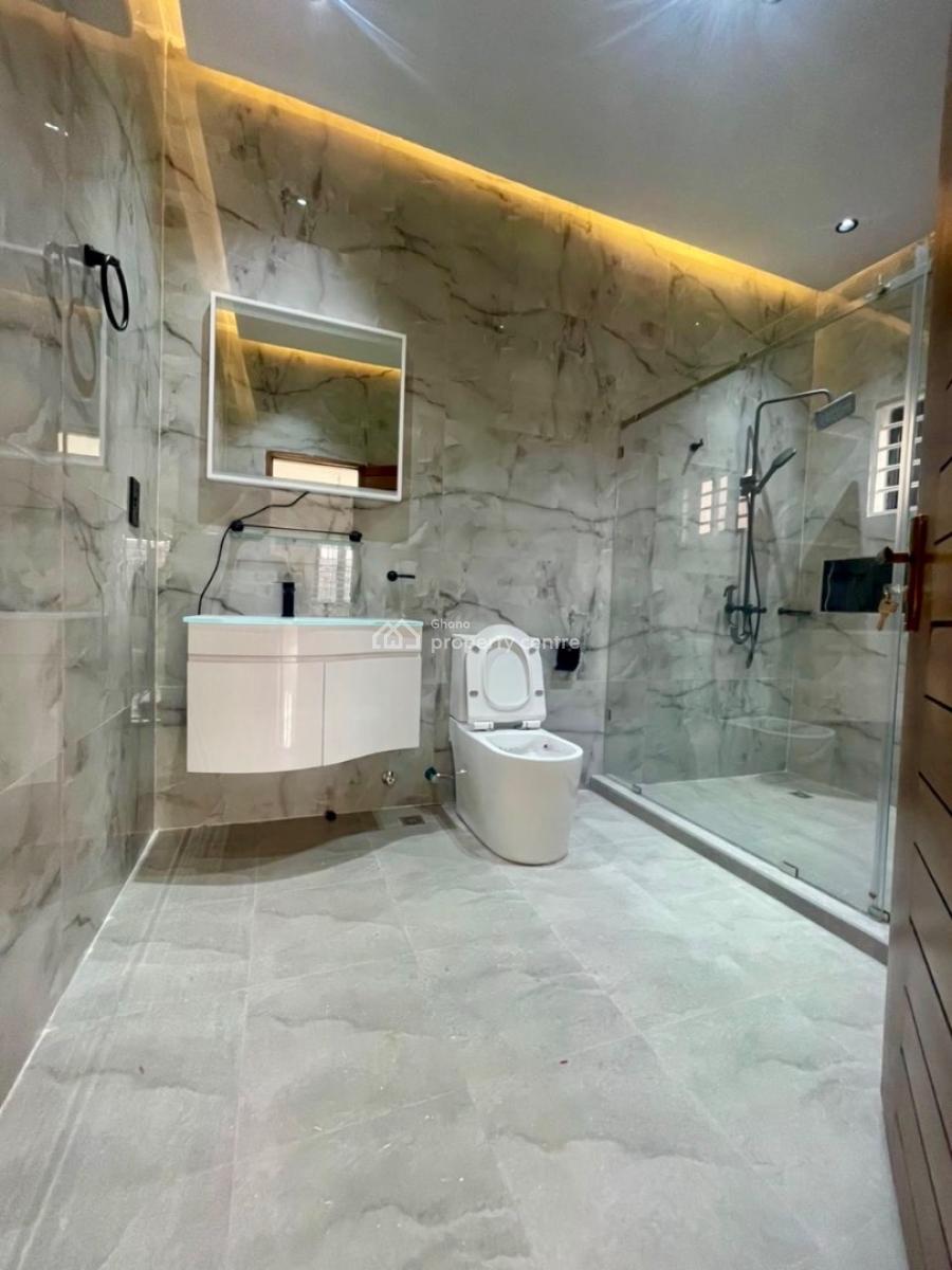 3 Bedroom House with 1 Boys Quarters, Oyarifa, La Nkwantanang Madina Municipal, Accra, House for Sale