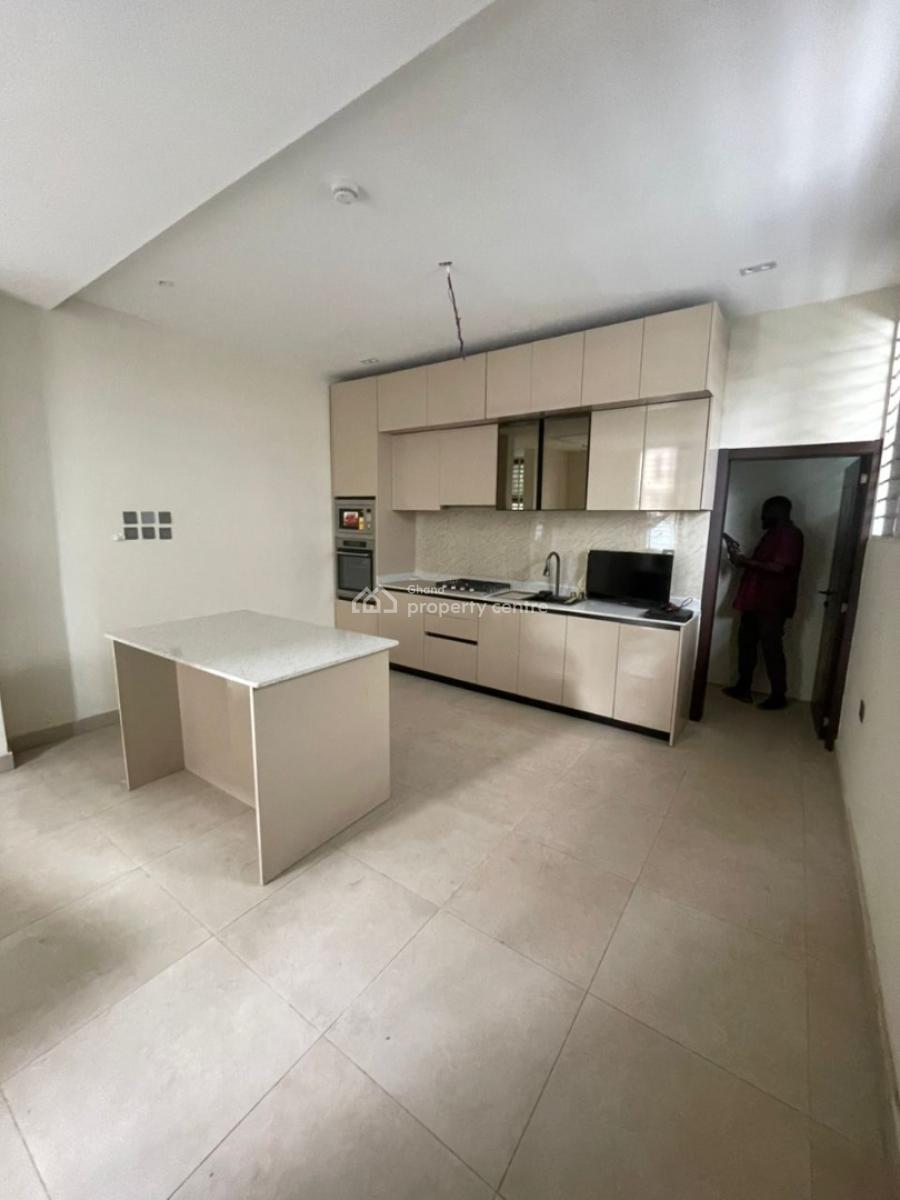 Executive 4 Bedroom, Spintex, Accra, House for Sale