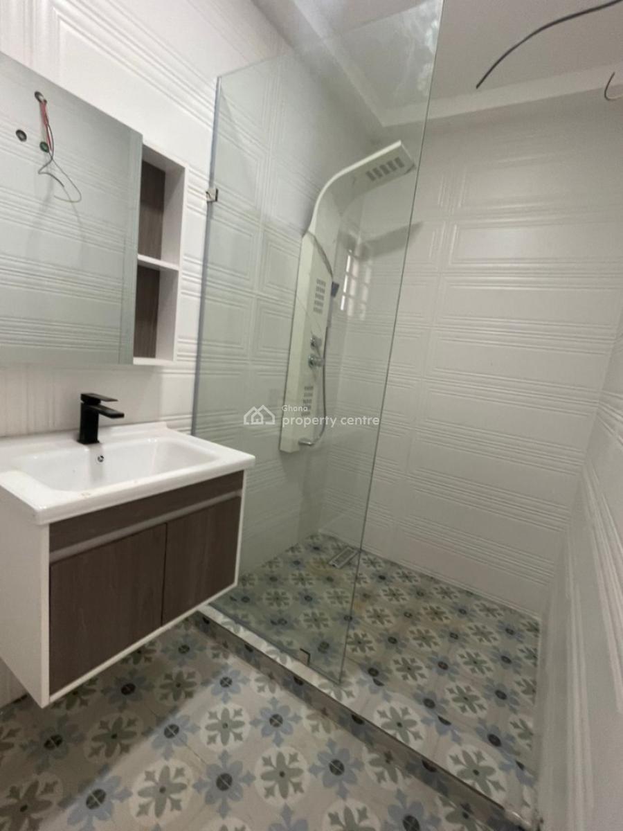 Executive 4 Bedroom, Lashibi, Accra, House for Sale