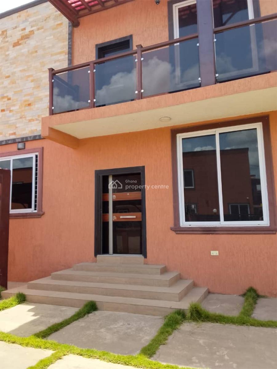 Executive Self Compound 3 Bedroom, Airport Residential Area, Accra, House for Rent