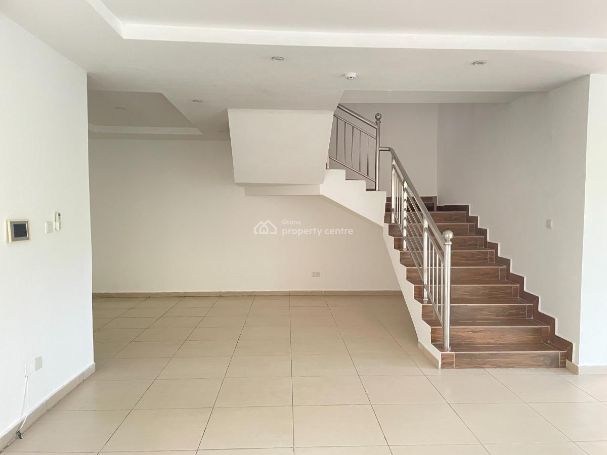 Executive Unfurnished Townhouse in Gated Development, Libi Gardens, Prestige Link, Cantonments, Accra, Townhouse for Rent