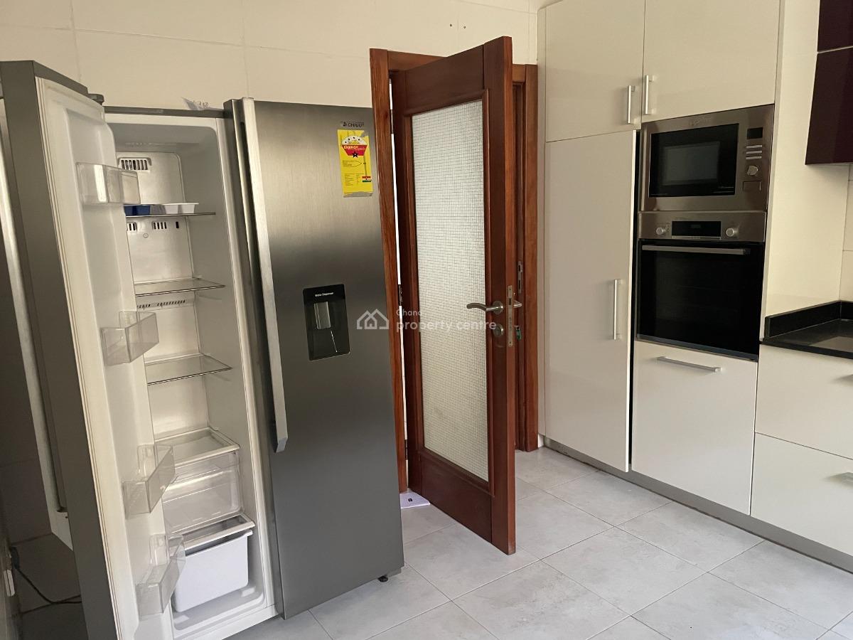 Executive Unfurnished Townhouse in Gated Development, Libi Gardens, Prestige Link, Cantonments, Accra, Townhouse for Rent
