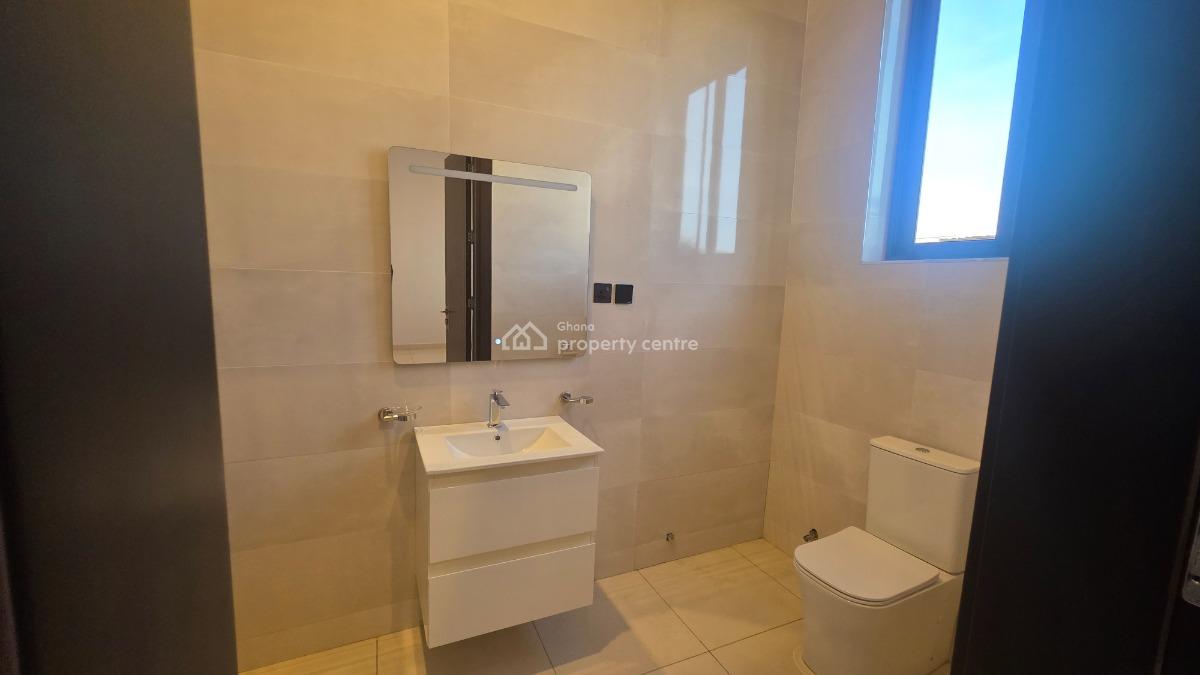 5 Bedroom House with Boys Quarters and Pool at East Airport, East Airport, Accra Metropolitan, Accra, House for Sale