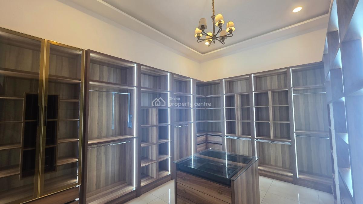 5 Bedroom House with Boys Quarters and Pool at East Airport, East Airport, Accra Metropolitan, Accra, House for Sale