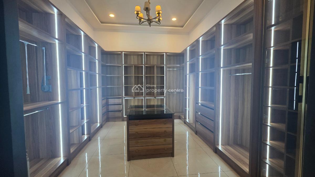 5 Bedroom House with Boys Quarters and Pool at East Airport, East Airport, Accra Metropolitan, Accra, House for Sale
