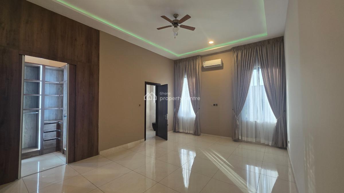 5 Bedroom House with Boys Quarters and Pool at East Airport, East Airport, Accra Metropolitan, Accra, House for Sale