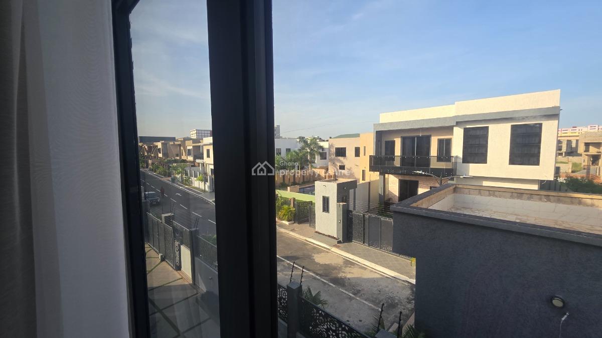 5 Bedroom House with Boys Quarters and Pool at East Airport, East Airport, Accra Metropolitan, Accra, House for Sale