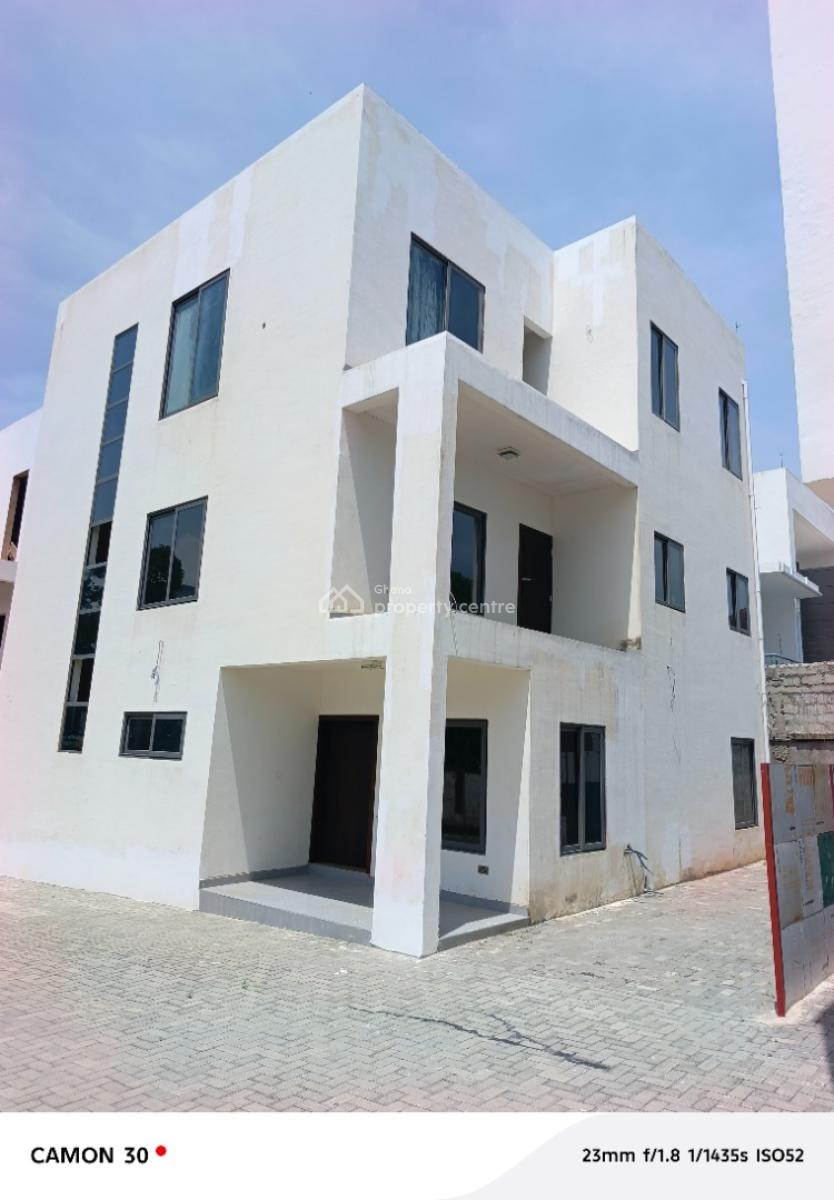 4-bedroom Townhouse, Cantoments,seekers Realty, North Labone, Accra, Townhouse for Sale