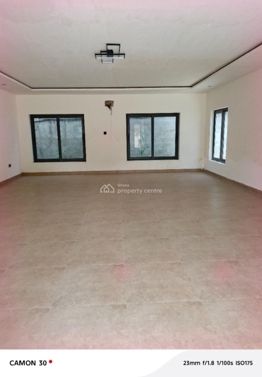 4-bedroom Townhouse, Cantoments,seekers Realty, North Labone, Accra, Townhouse for Sale