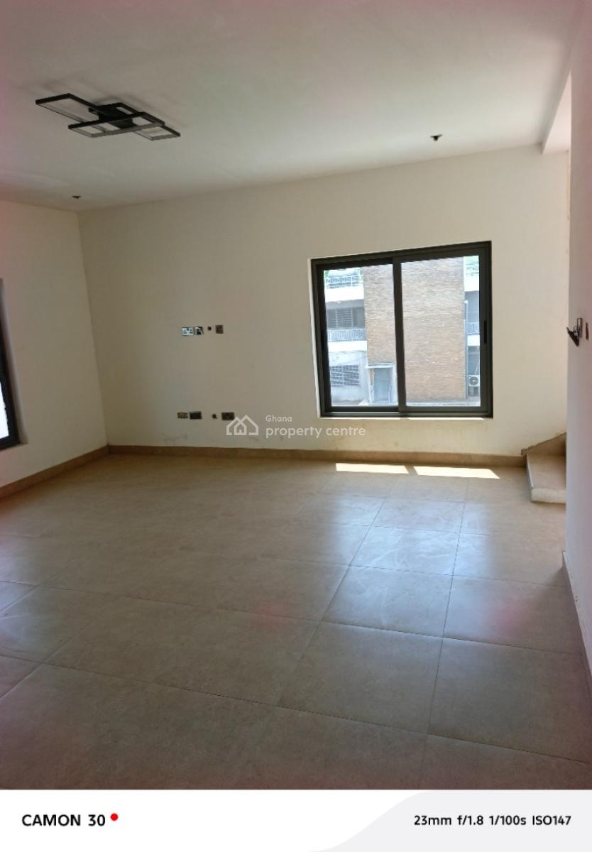 4-bedroom Townhouse, Cantoments,seekers Realty, North Labone, Accra, Townhouse for Sale