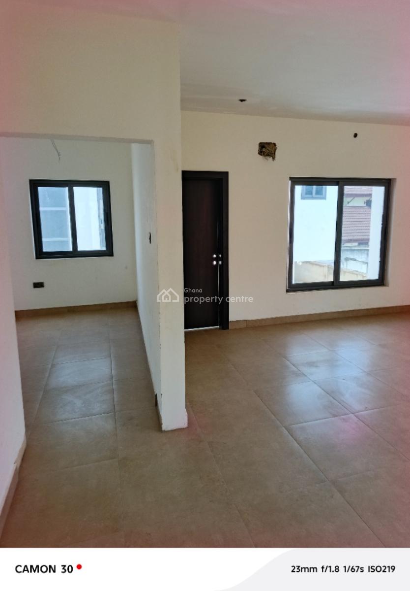 4-bedroom Townhouse, Cantoments,seekers Realty, North Labone, Accra, Townhouse for Sale