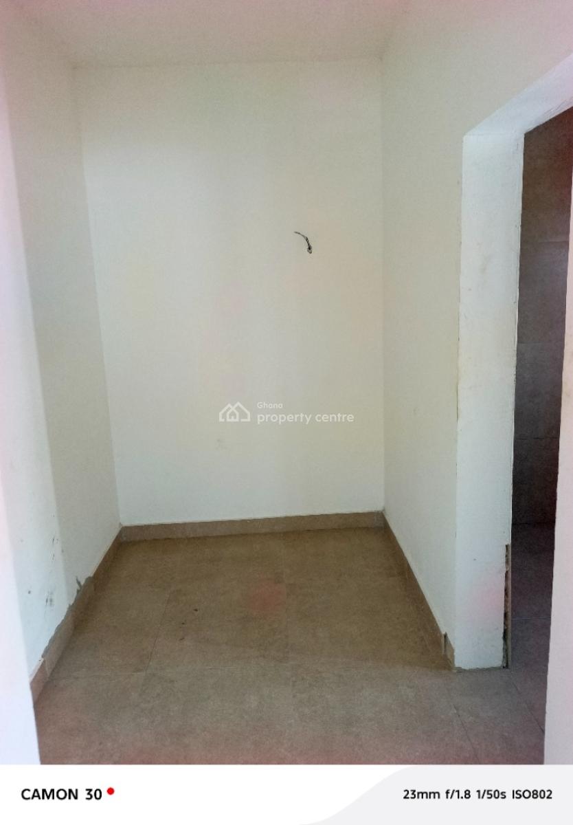 4-bedroom Townhouse, Cantoments,seekers Realty, North Labone, Accra, Townhouse for Sale