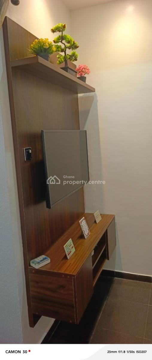 Studio Apartment, Seekers Realty, Osu, Accra, Mini Flat for Rent