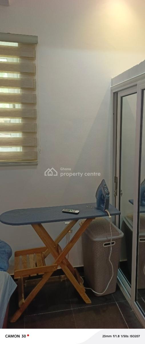Studio Apartment, Seekers Realty, Osu, Accra, Mini Flat for Rent