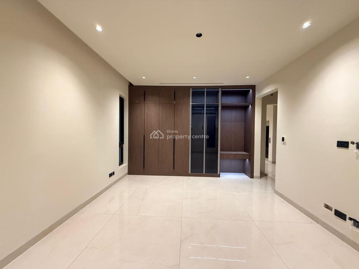 5-bedroom House, Seekers Realty, Cantonments, Accra, Detached Duplex for Rent