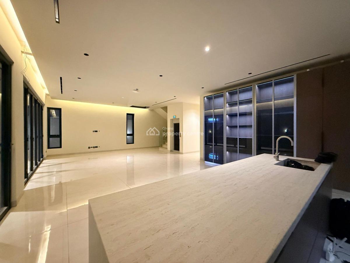 5-bedroom House, Seekers Realty, Cantonments, Accra, Detached Duplex for Rent