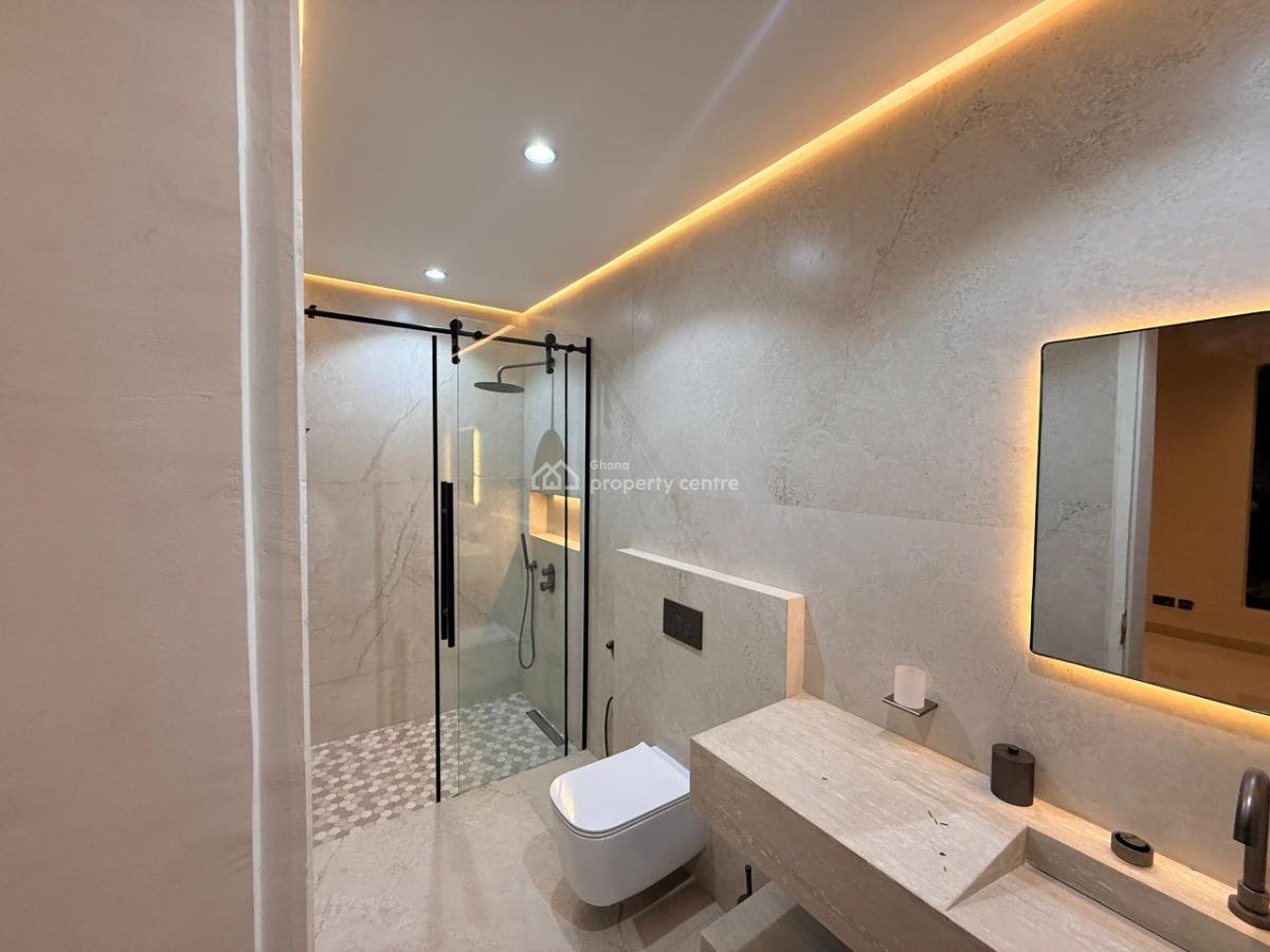 5-bedroom House, Seekers Realty, Cantonments, Accra, Detached Duplex for Rent