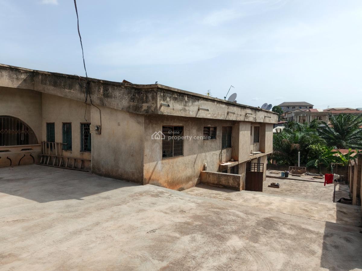 15 Bedrooms, Kronum, Near Suame, Markro, Magazine., Kumasi Metropolitan, Ashanti, House for Sale