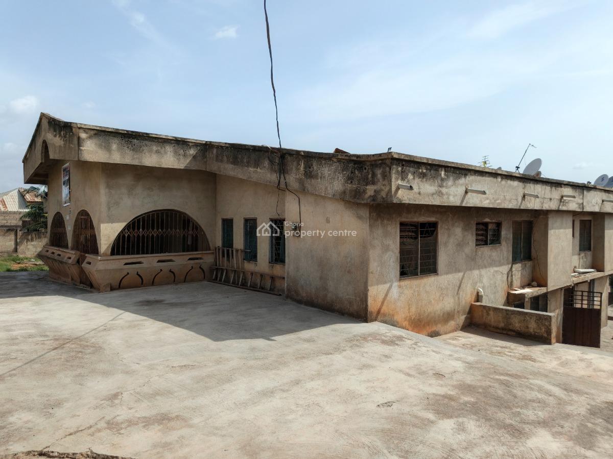 15 Bedrooms, Kronum, Near Suame, Markro, Magazine., Kumasi Metropolitan, Ashanti, House for Sale