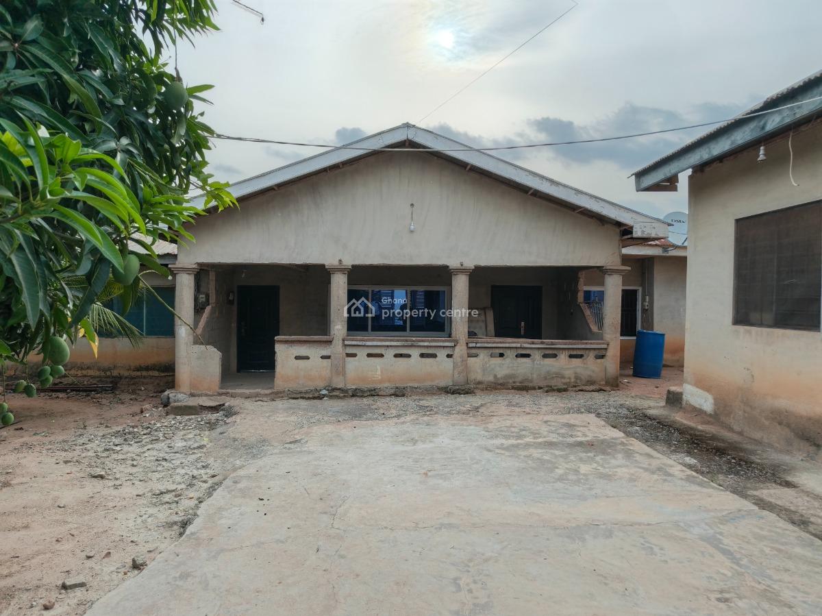 7 Bedrooms, Kotei, Near Ayeduase, Knust., Kumasi Metropolitan, Ashanti, House for Sale