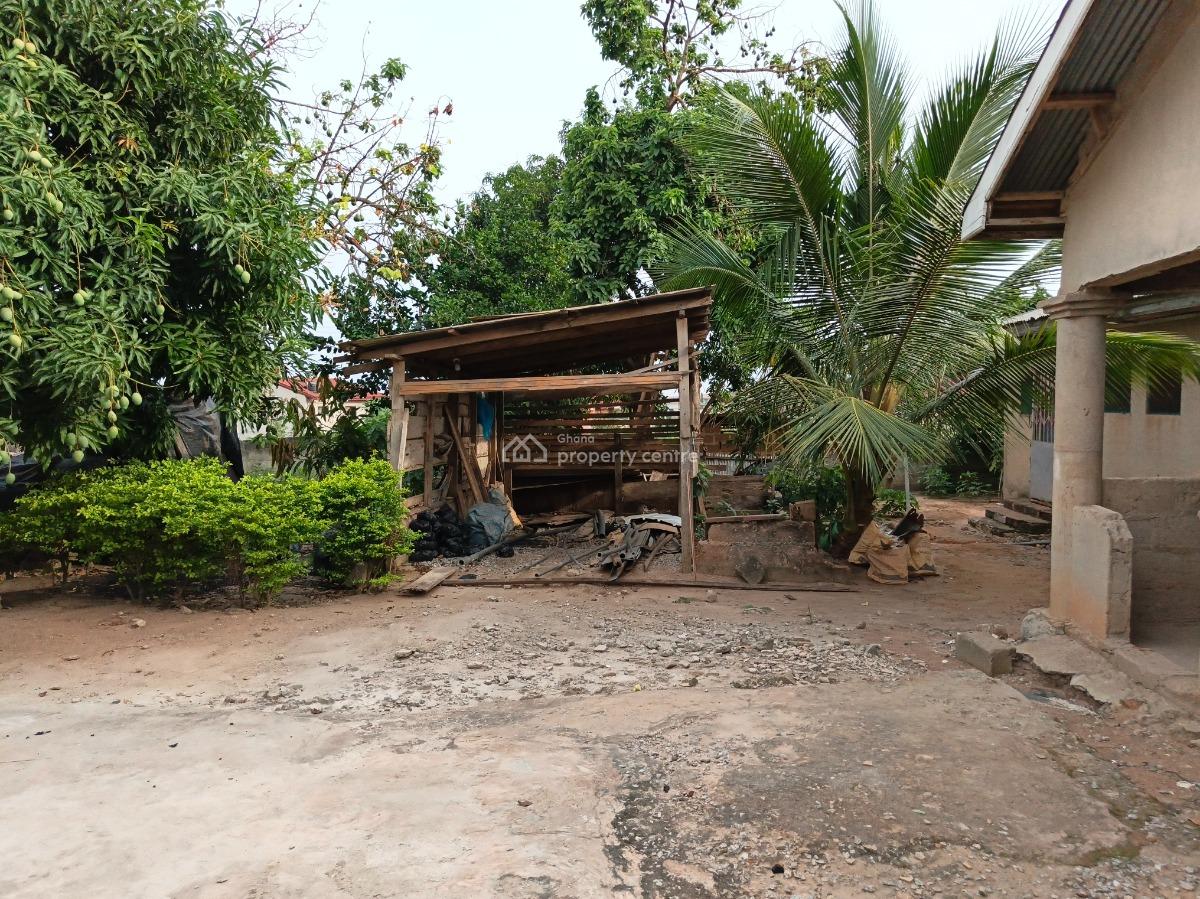 7 Bedrooms, Kotei, Near Ayeduase, Knust., Kumasi Metropolitan, Ashanti, House for Sale