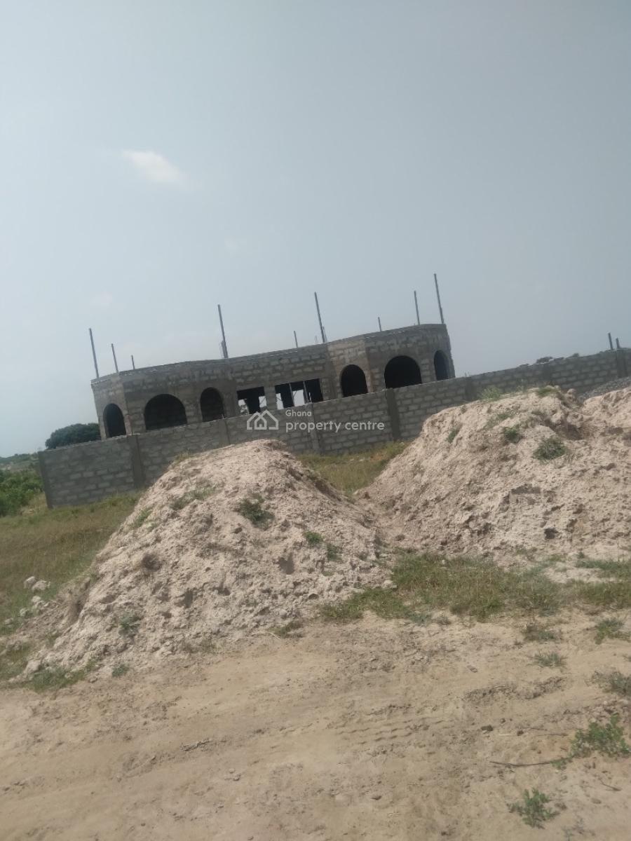 Large Plot with Amenities, Dawhenya, Accra Metropolitan, Accra, Residential Land for Sale