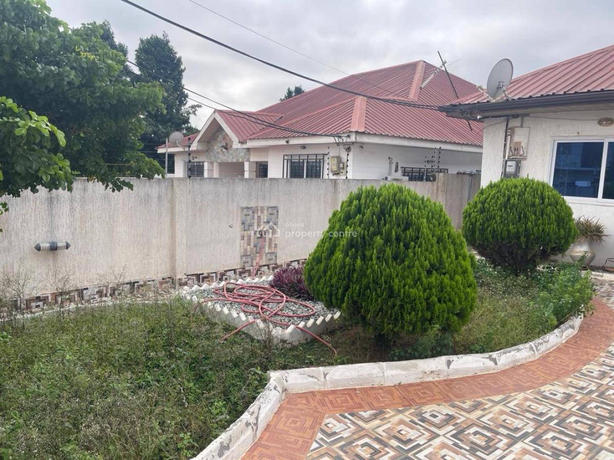 Titled 4 Master Bedroom House, Franco Estates Area, Pokuase (pokoasi), Ga West Municipal, Accra, Detached Bungalow for Sale