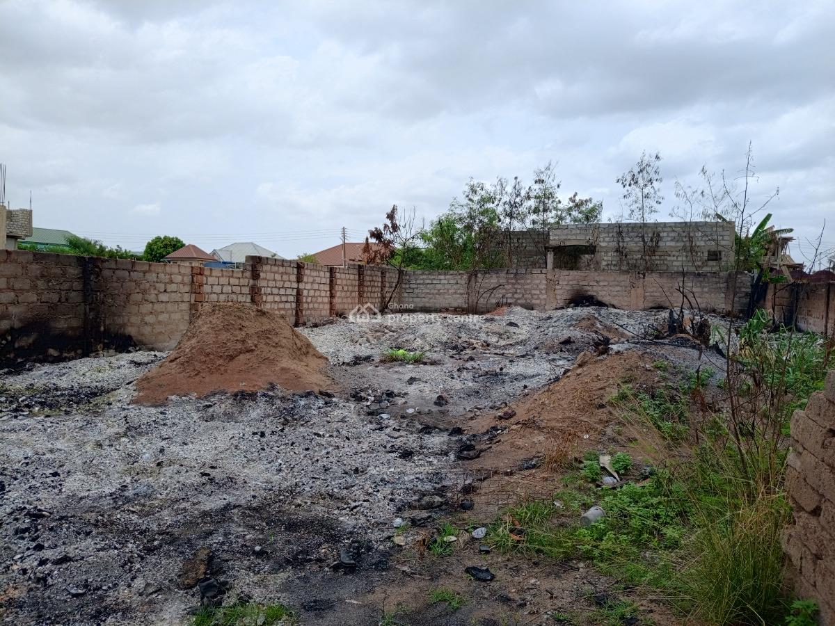 Titled, Walled and Gated Plot at Manhean / Nsakina, Accra, Ablekuma Manhean Nsakina Route, Accra Metropolitan, Accra, Land for Sale