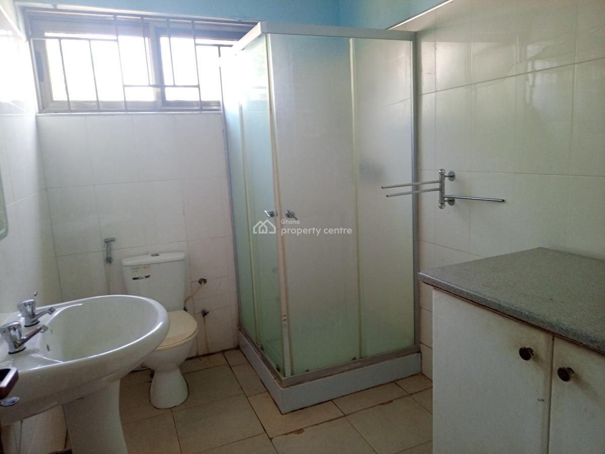 Renovated 4 Bedroom Plus Outhouse, Cocoa Clinic Area, North Kaneshie, Accra, Detached Bungalow for Sale
