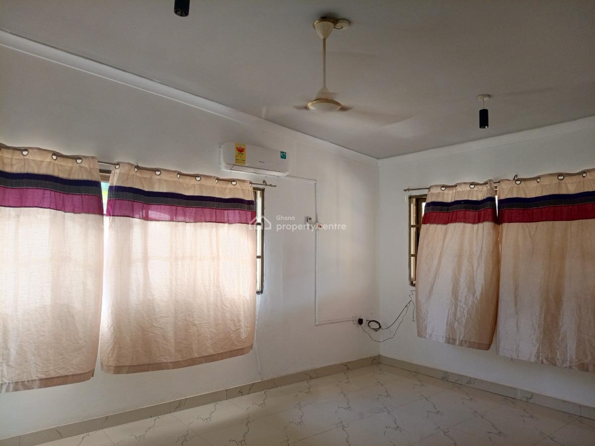 Renovated 4 Bedroom Plus Outhouse, Cocoa Clinic Area, North Kaneshie, Accra, Detached Bungalow for Sale