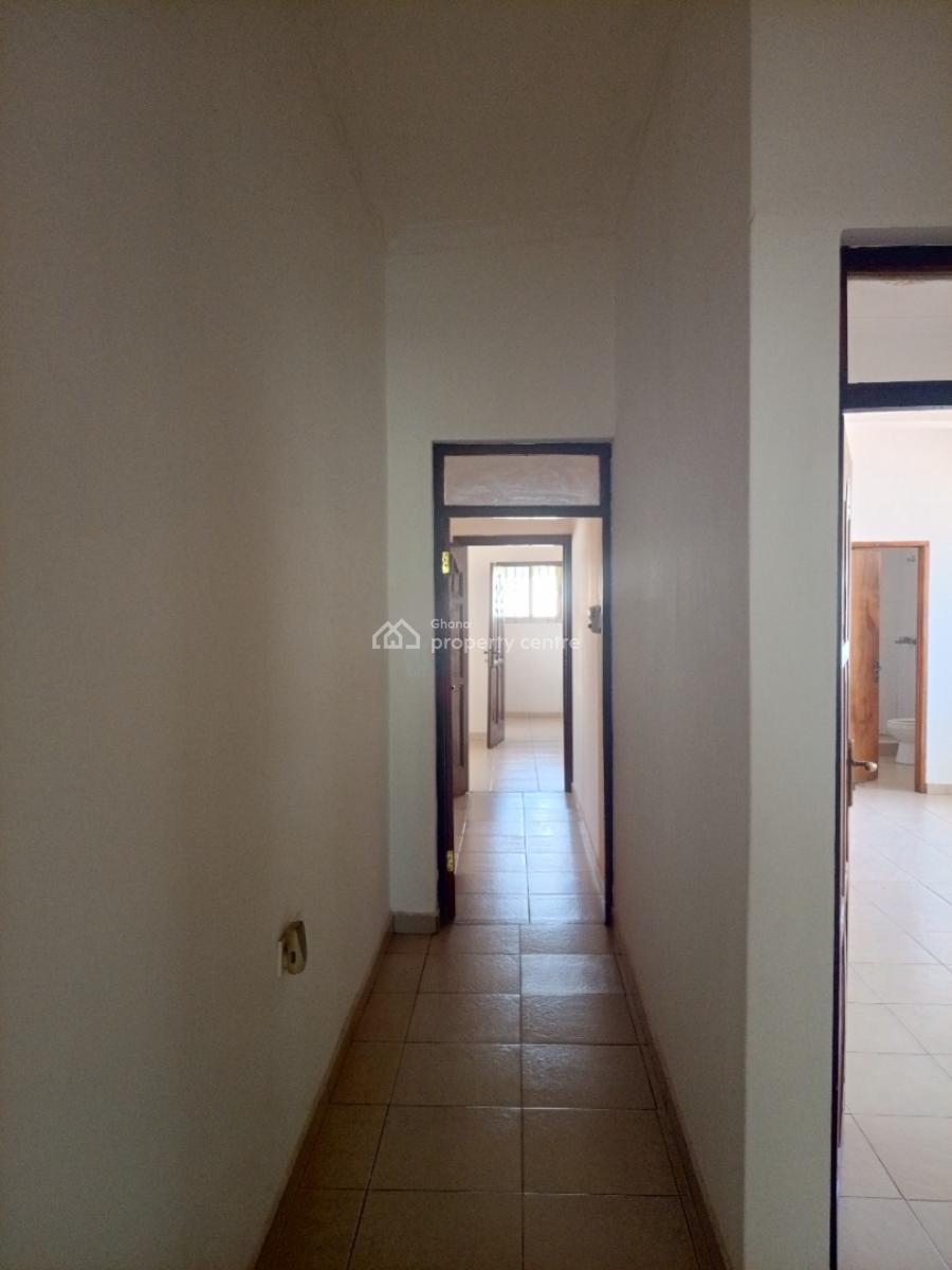 Renovated 4 Bedroom Plus Outhouse, Cocoa Clinic Area, North Kaneshie, Accra, Detached Bungalow for Sale