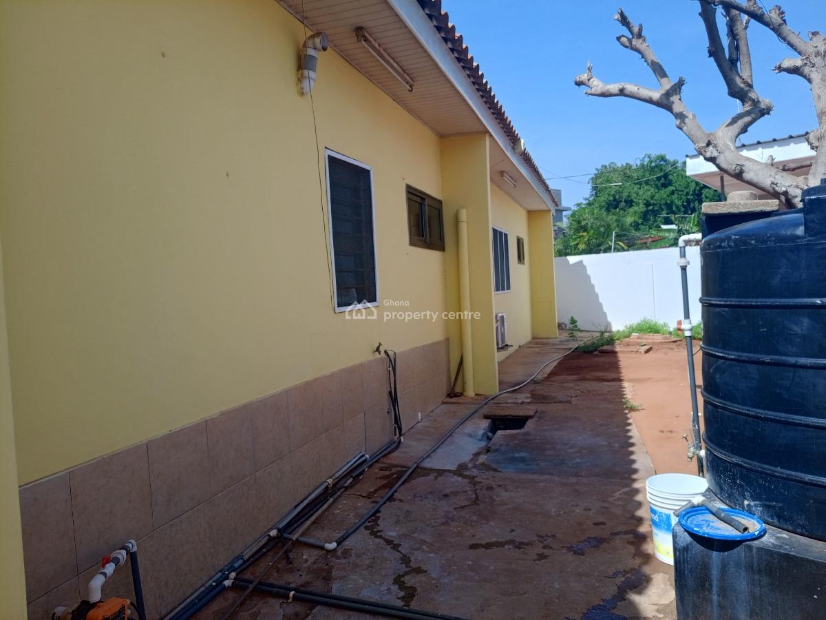 Renovated 4 Bedroom Plus Outhouse, Cocoa Clinic Area, North Kaneshie, Accra, Detached Bungalow for Sale