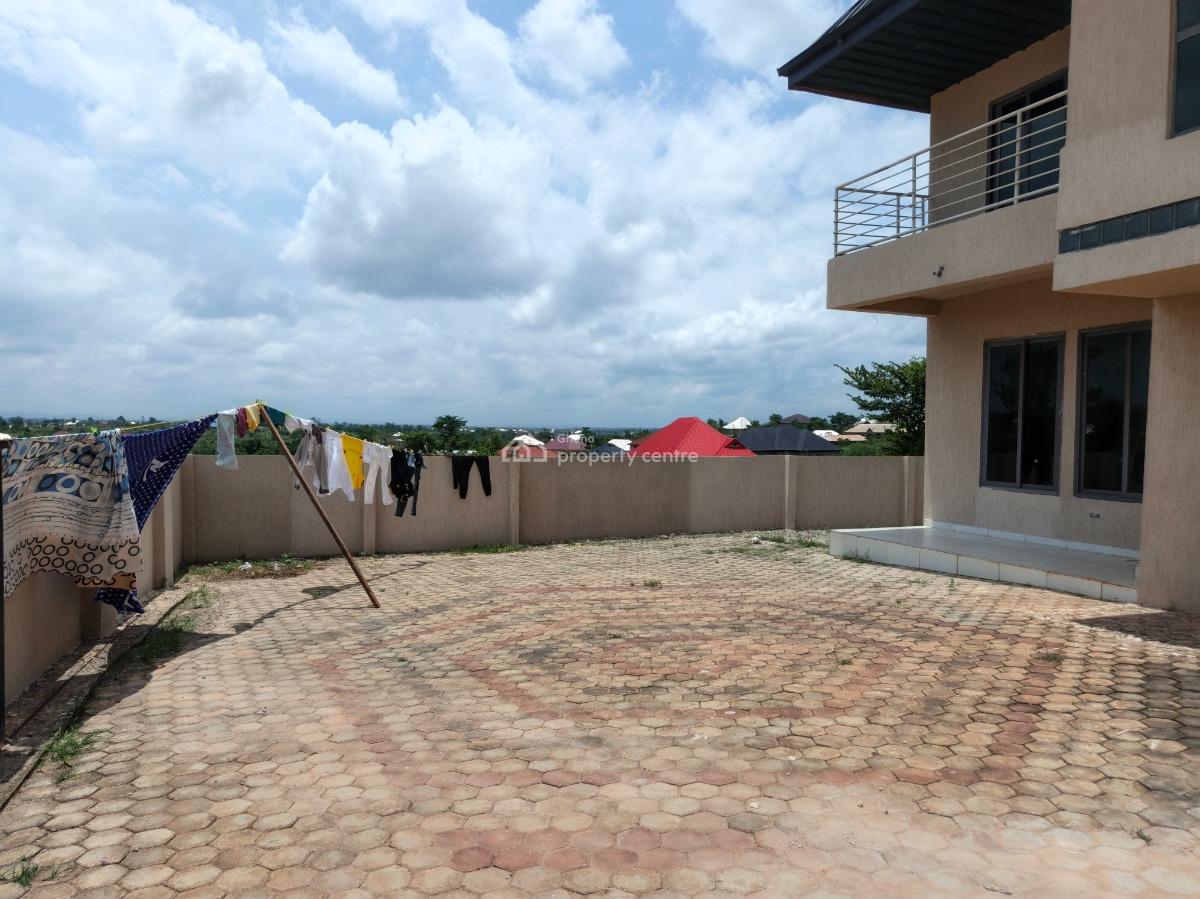 4 Bedrooms, Ejisu Donaso, Ejisu-juaben Municipal, Ashanti, House for Sale