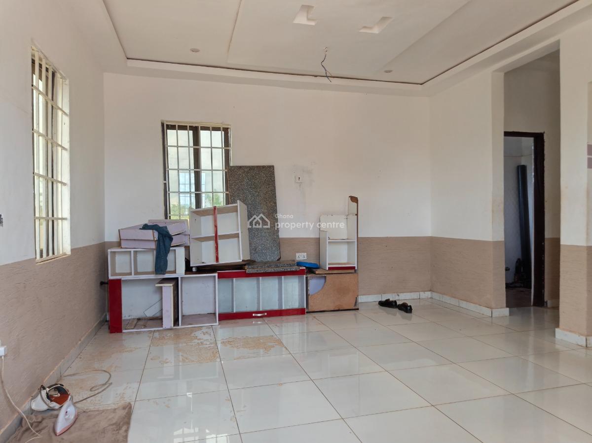 4 Bedrooms, Ejisu Donaso, Ejisu-juaben Municipal, Ashanti, House for Sale