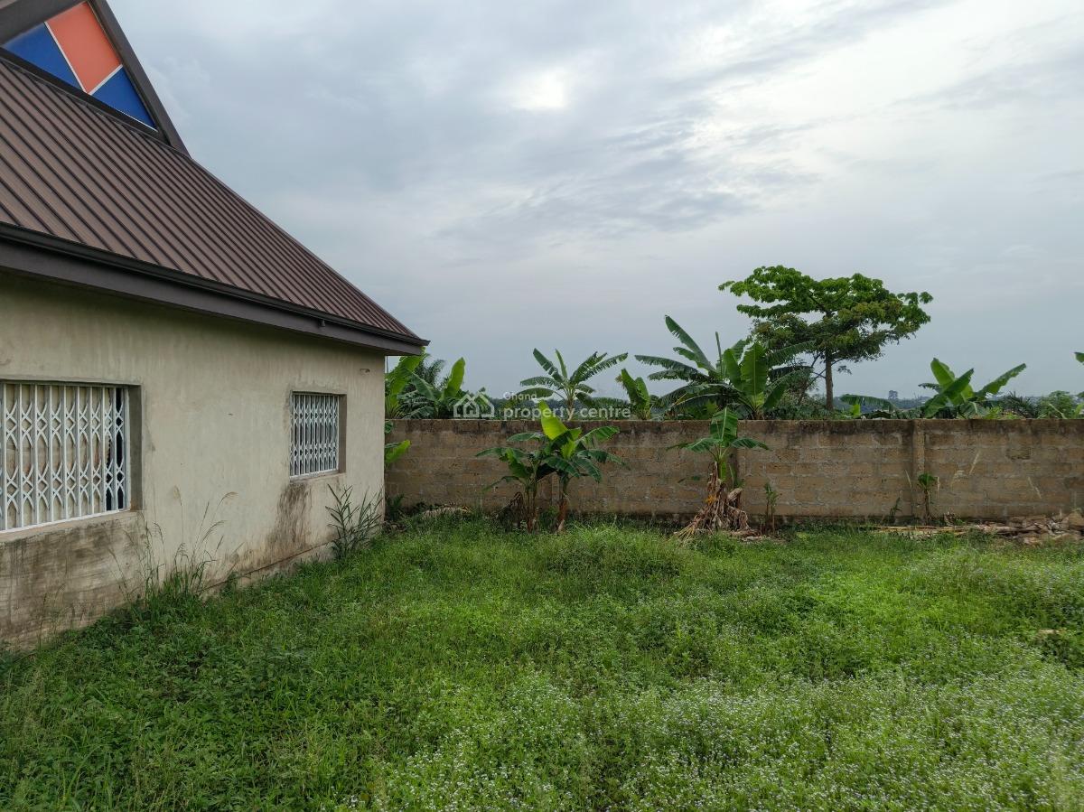 3 Bedrooms, Ejisu Besease K Lebi, Ejisu-juaben Municipal, Ashanti, House for Sale