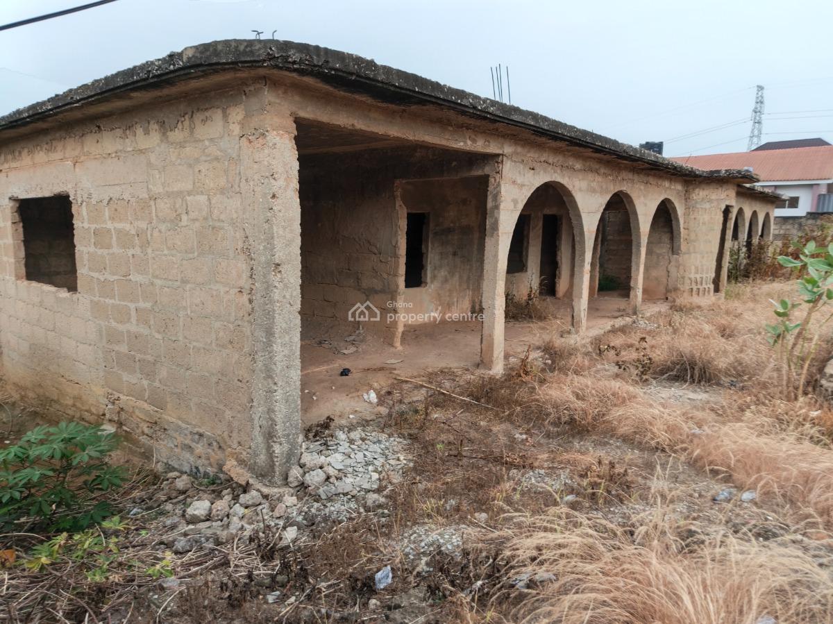 Hostel Plot / Land, Twumduase, Near Ayeduase, Boadi. Knust, Kumasi Metropolitan, Ashanti, Commercial Land for Sale