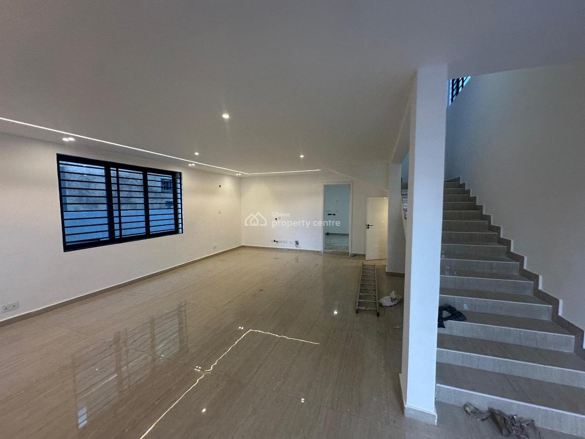 4 Bedroom House with Boys Quarters Selling -- Kwabenya Acp Area, Acp Estates, Kwabenya, Ga East Municipal, Accra, Detached Duplex for Sale