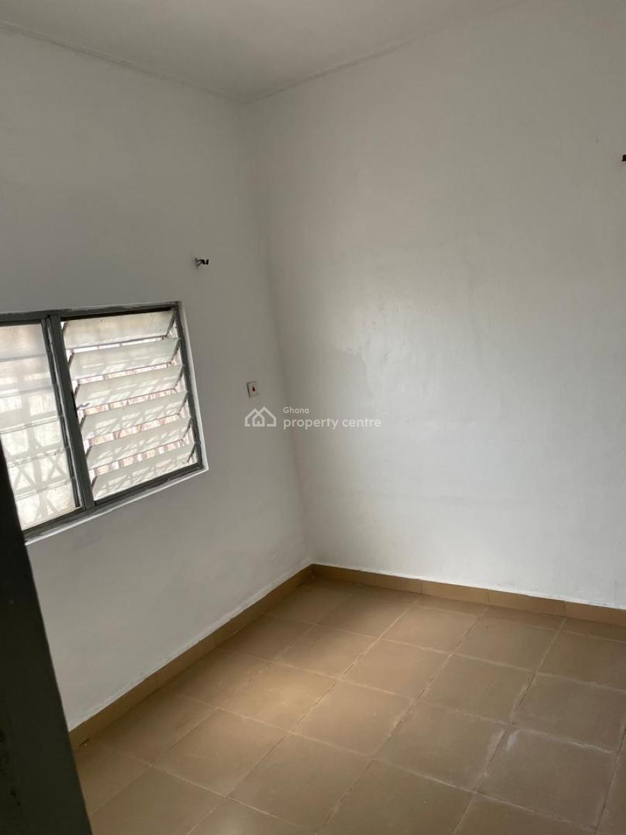 2- Bedrooms, Osu Oxford Street Papaya, Osu, Accra, Apartment for Rent