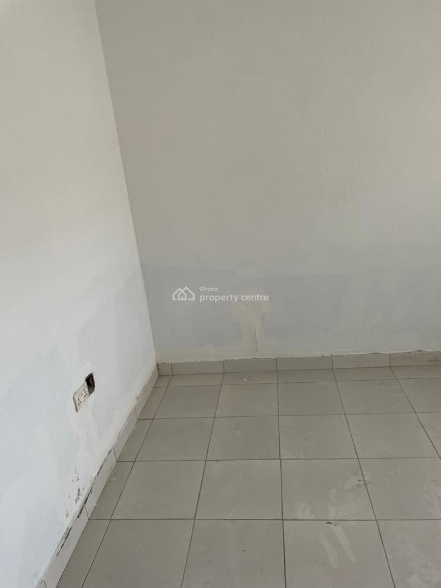 2- Bedrooms, Osu Oxford Street Papaya, Osu, Accra, Apartment for Rent